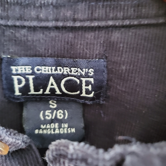 3/$35 The Children's Place size 5/6 navy corduroy button shirt size 5/6 - Picture 2 of 4